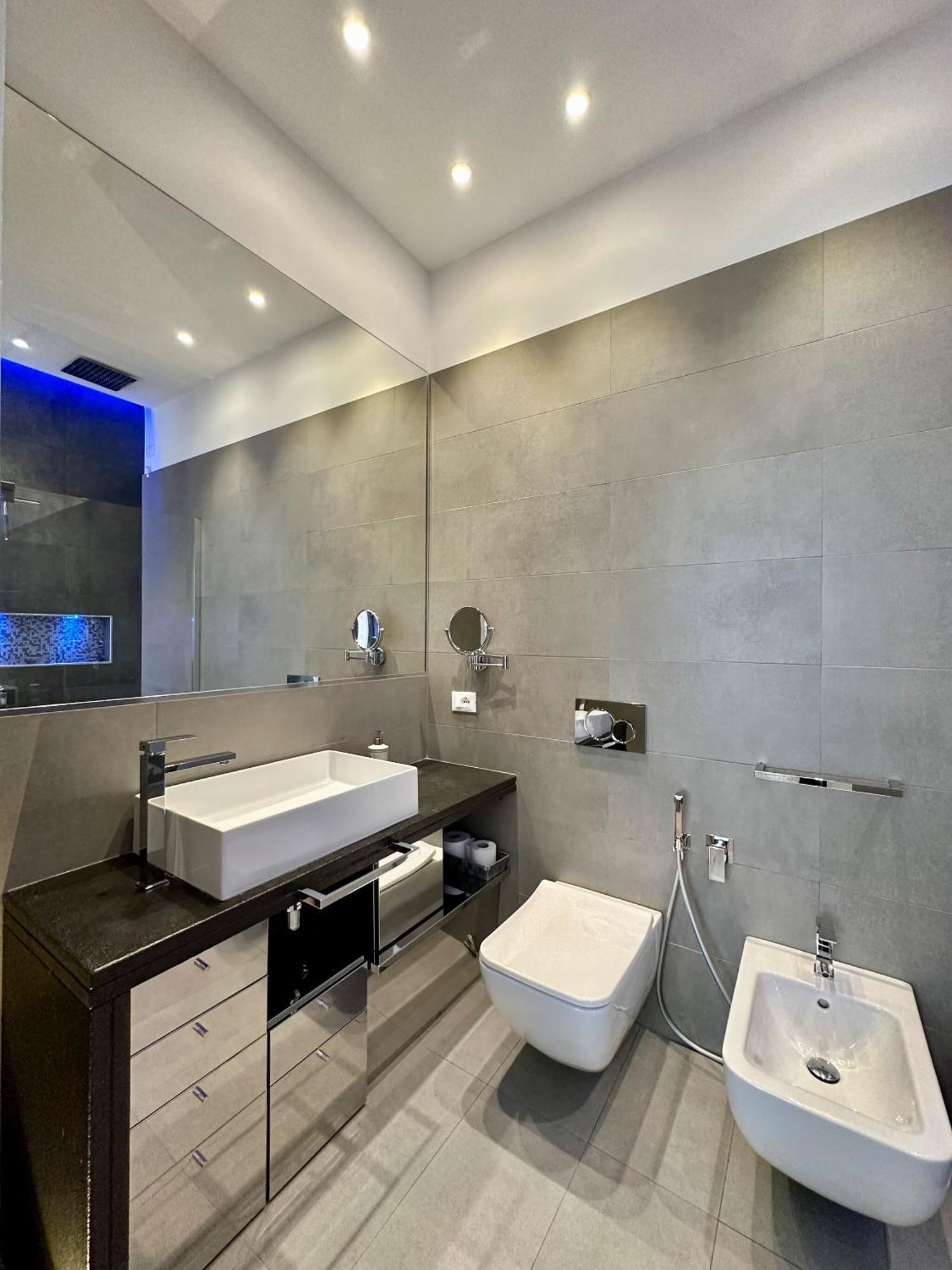 Spacious House In The Heart Of Cagliari With Terrace Villa Exterior photo
